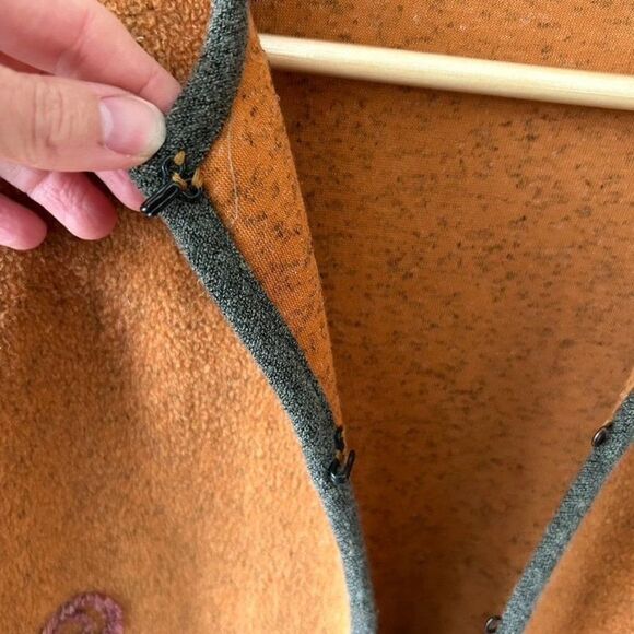 Vintage Canvasbacks 2 Petite 2 Piece Set -‎ Skirt and Fleece Cardigan Sweater - Picture 10 of 10